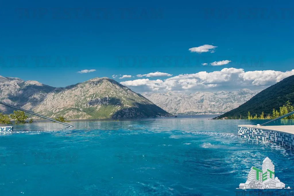 Apartment for Sale in Kotor, Montenegro - foto 8