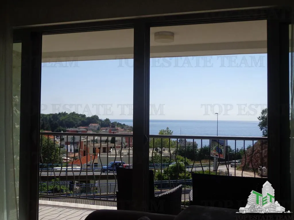 Apartment for Sale in Budva, Montenegro - foto 2