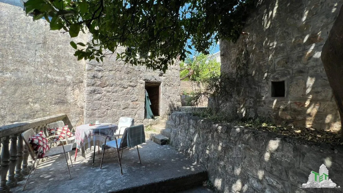 Villa for Sale in Herceg-Novi, Montenegro - foto 14