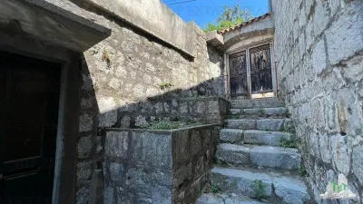 Villa for Sale in Herceg-Novi, Montenegro - foto 3