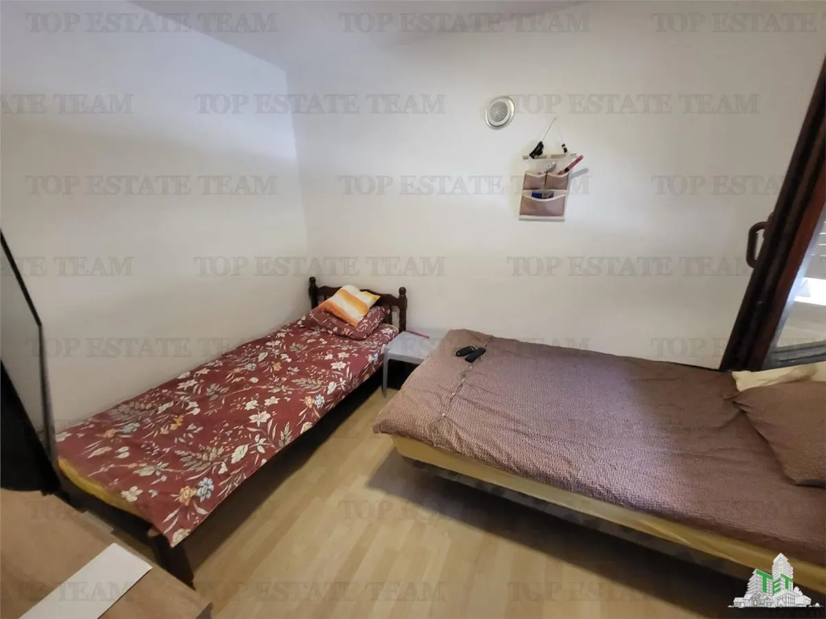 Villa for Sale in Tivat, Montenegro - foto 5