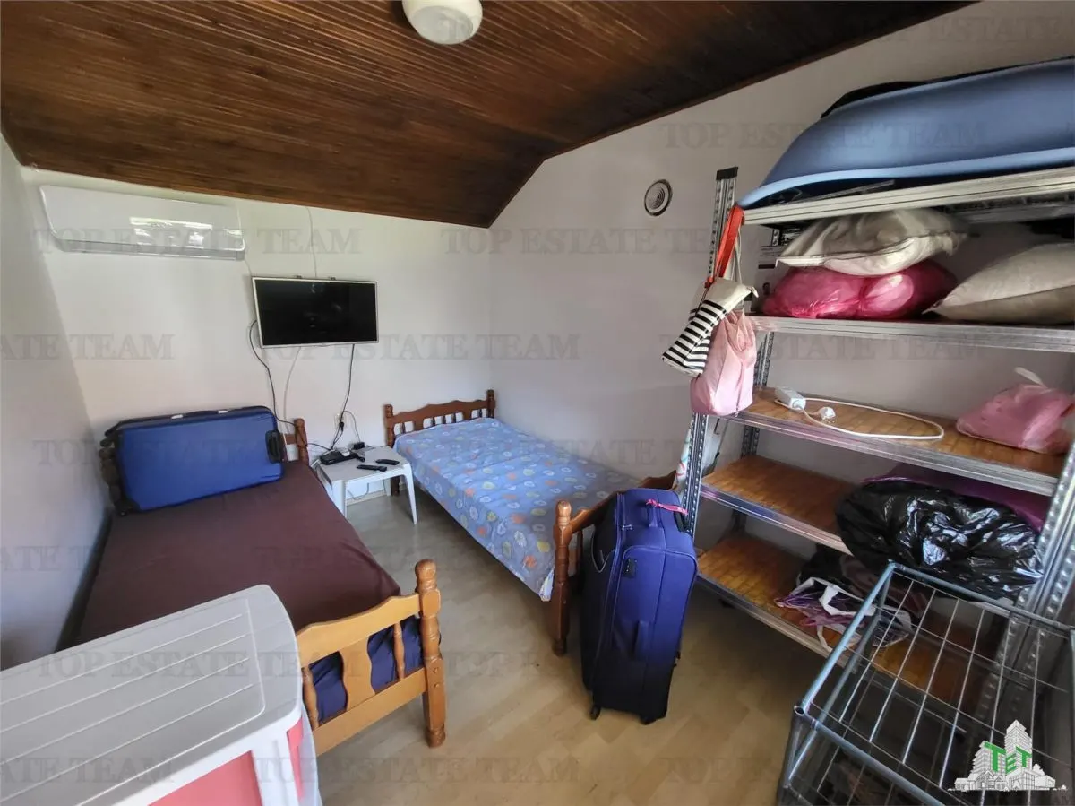 Villa for Sale in Tivat, Montenegro - foto 8