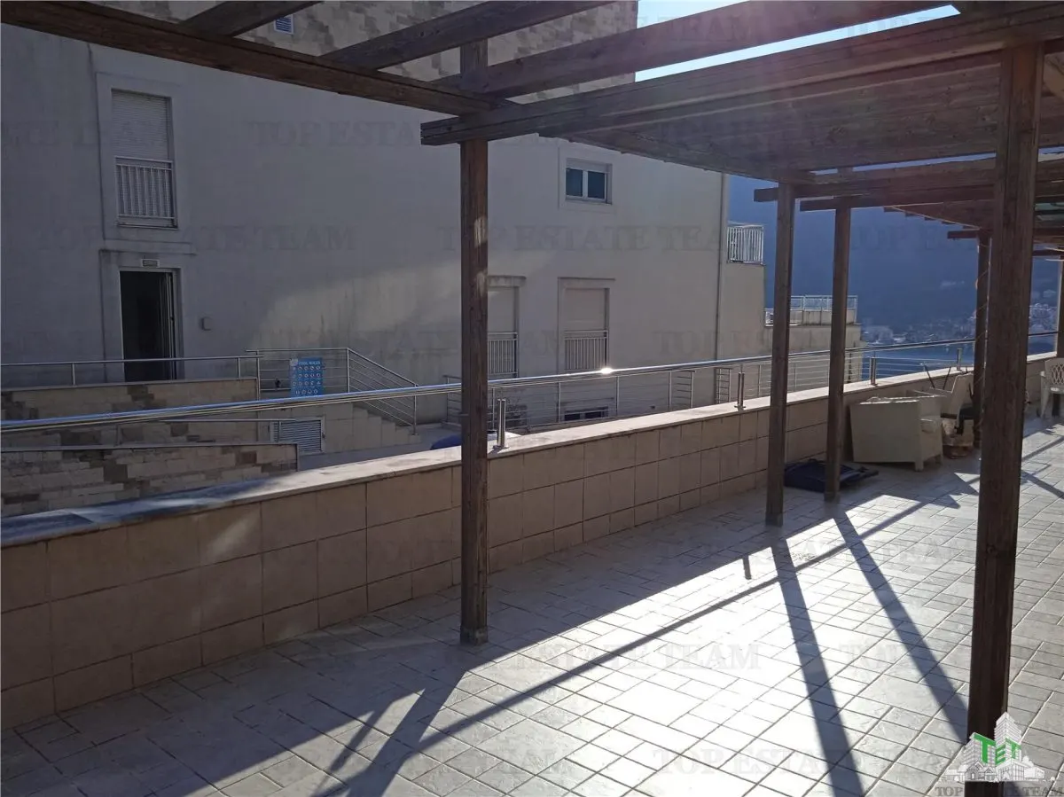 Apartment for Sale in Kotor, Montenegro - foto 8