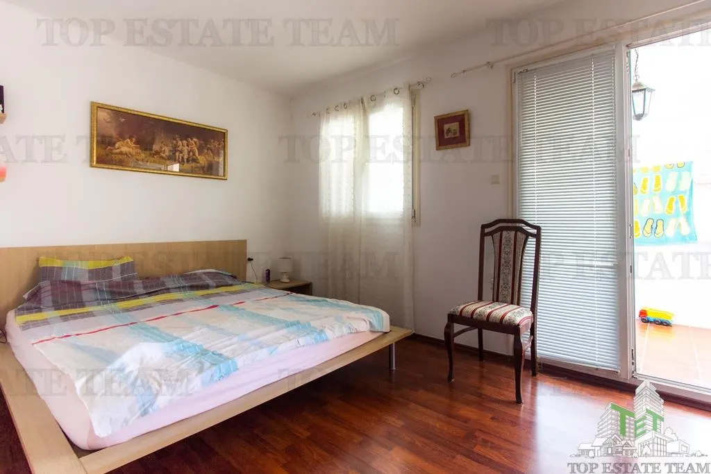 Villa for Sale in Herceg-Novi, Montenegro - foto 12