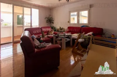 Villa for Sale in Herceg-Novi, Montenegro - foto 3