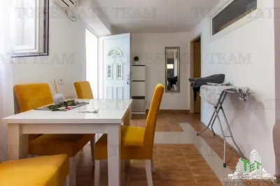 Villa for Sale in Herceg-Novi, Montenegro - foto 4
