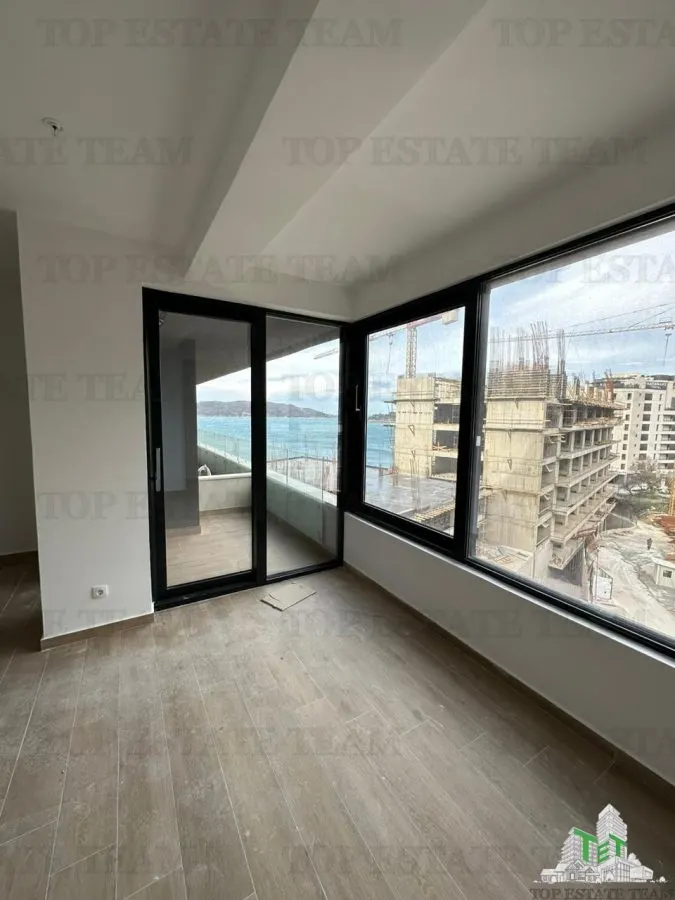 Apartment for Sale in Budva, Montenegro - foto 4