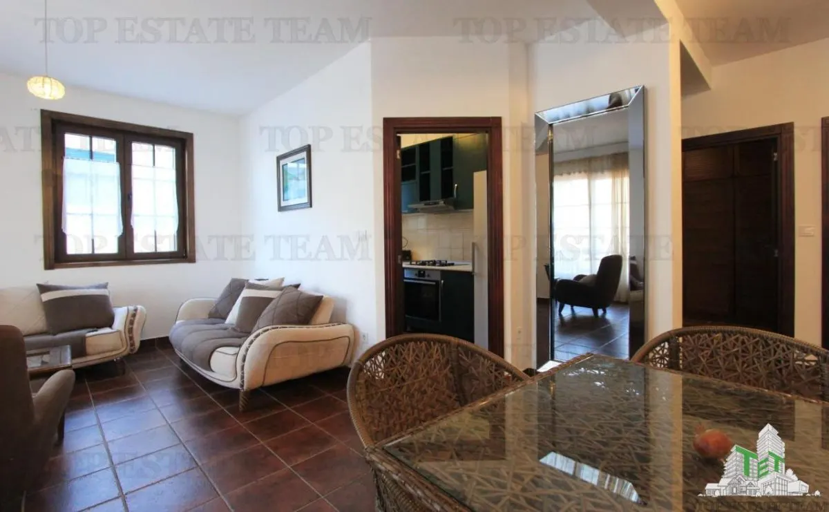 Apartment for Sale in Herceg-Novi, Montenegro - foto 2