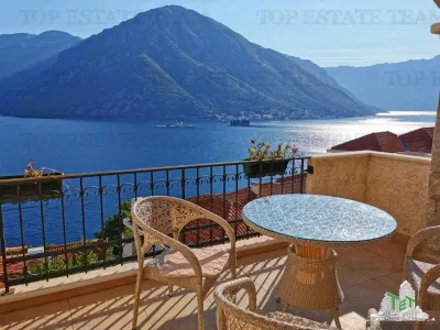 Apartment for Sale in Herceg-Novi, Montenegro - foto 16