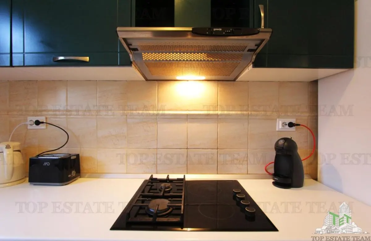Apartment for Sale in Herceg-Novi, Montenegro - foto 8