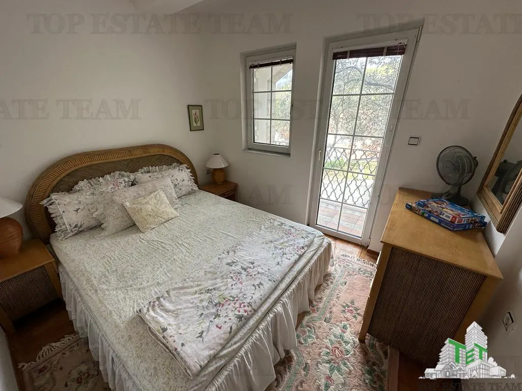 Apartment for Sale in Budva, Montenegro - foto 4