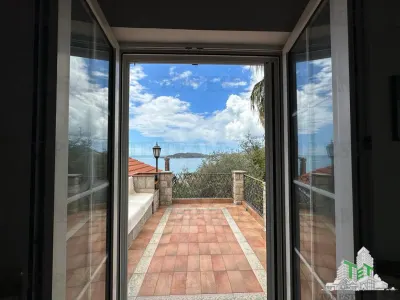 Apartment for Sale in Budva, Montenegro - foto 8