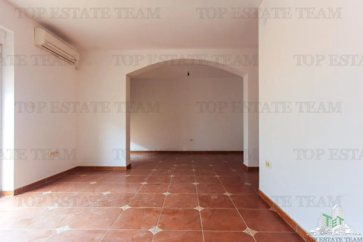 Apartment for Sale in Kotor, Montenegro - foto 3