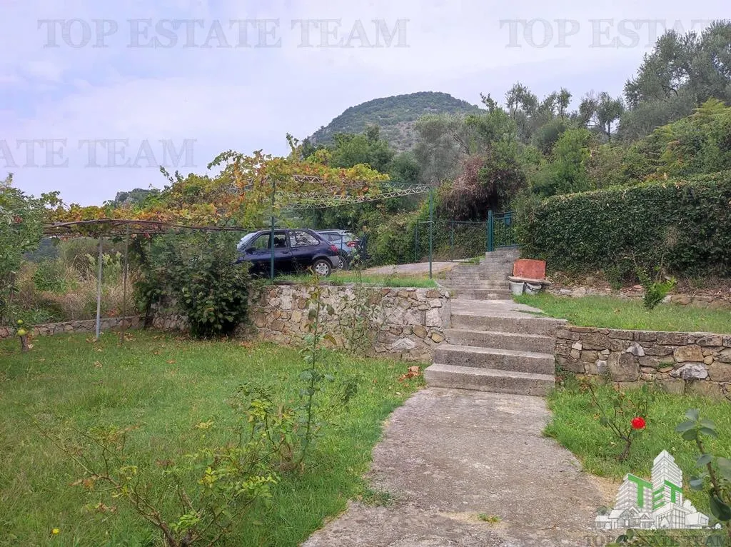 Villa for Sale in Bar, Montenegro - foto 4