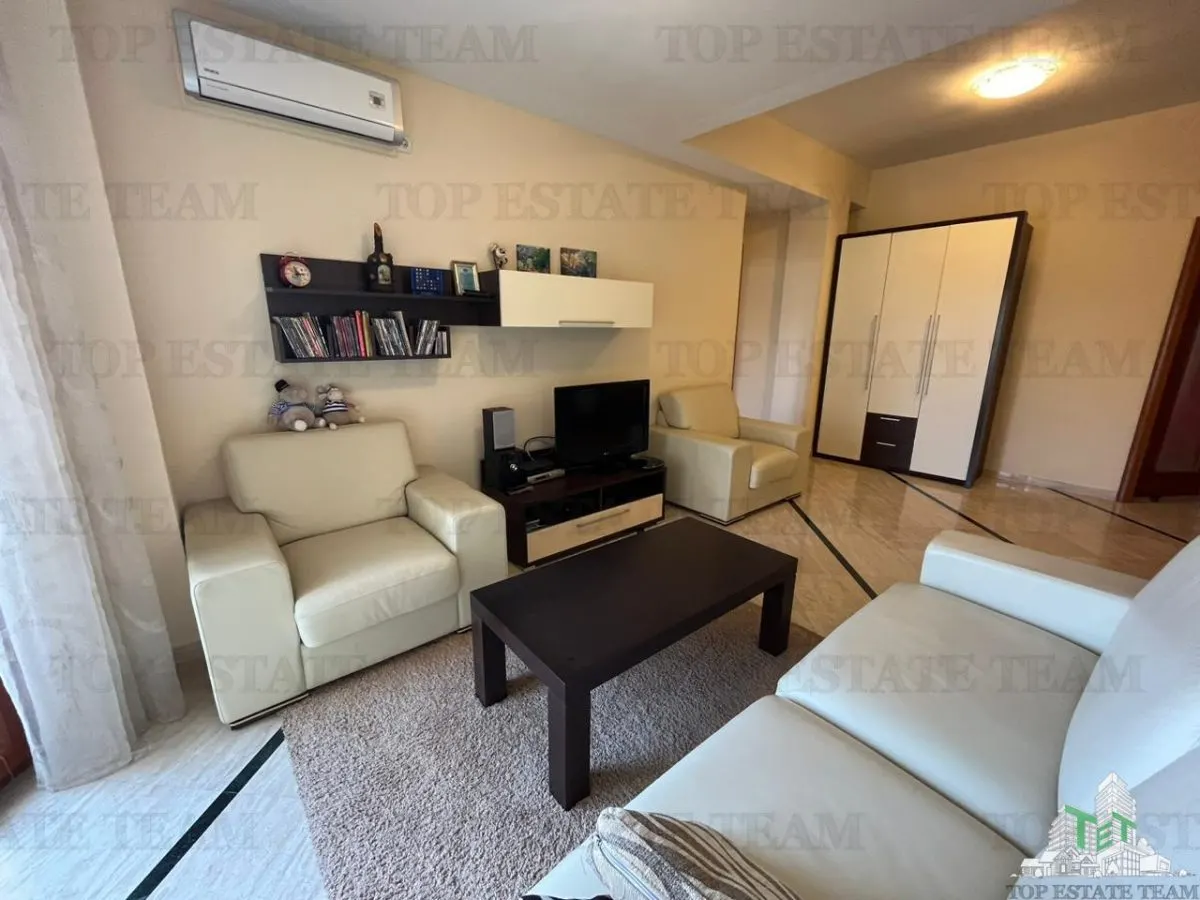 Apartment for Sale in Herceg-Novi, Montenegro - foto 12