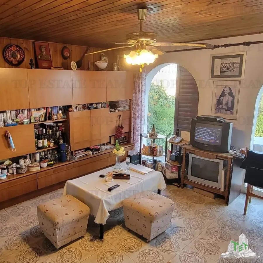 Villa for Sale in Bar, Montenegro - foto 3