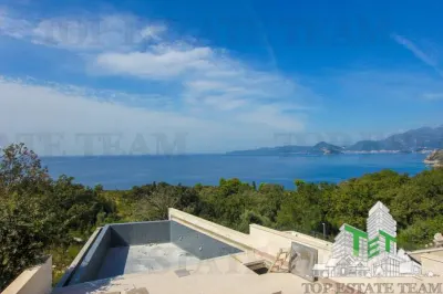 Villa for Sale in Budva, Montenegro - foto 12