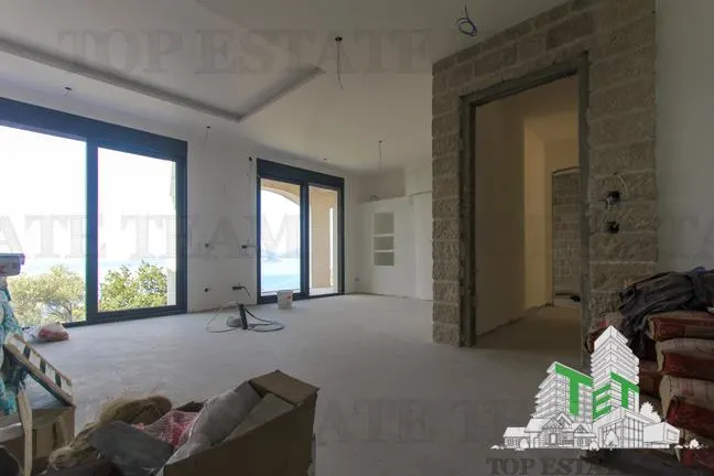 Villa for Sale in Budva, Montenegro - foto 16