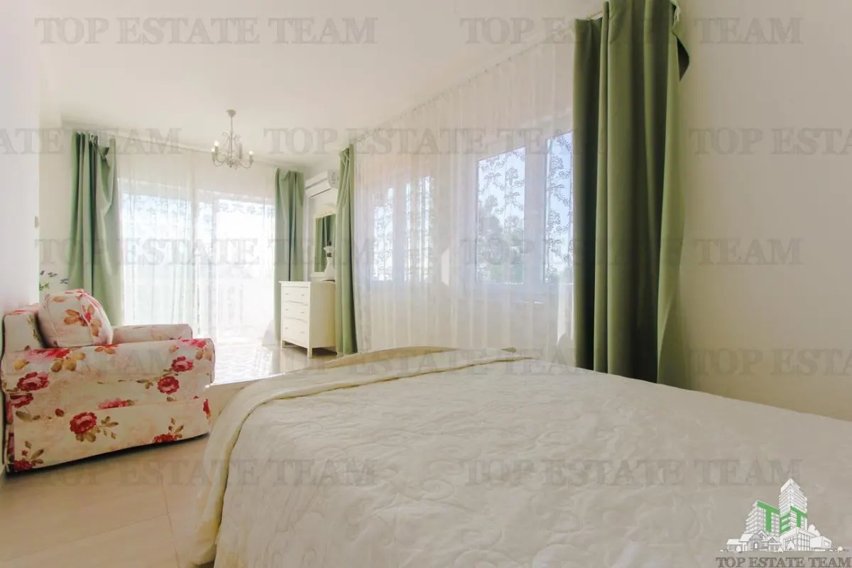 Villa for Sale in Bar, Montenegro - foto 11
