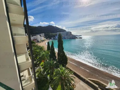 Apartment for Sale in Budva, Montenegro - foto 2
