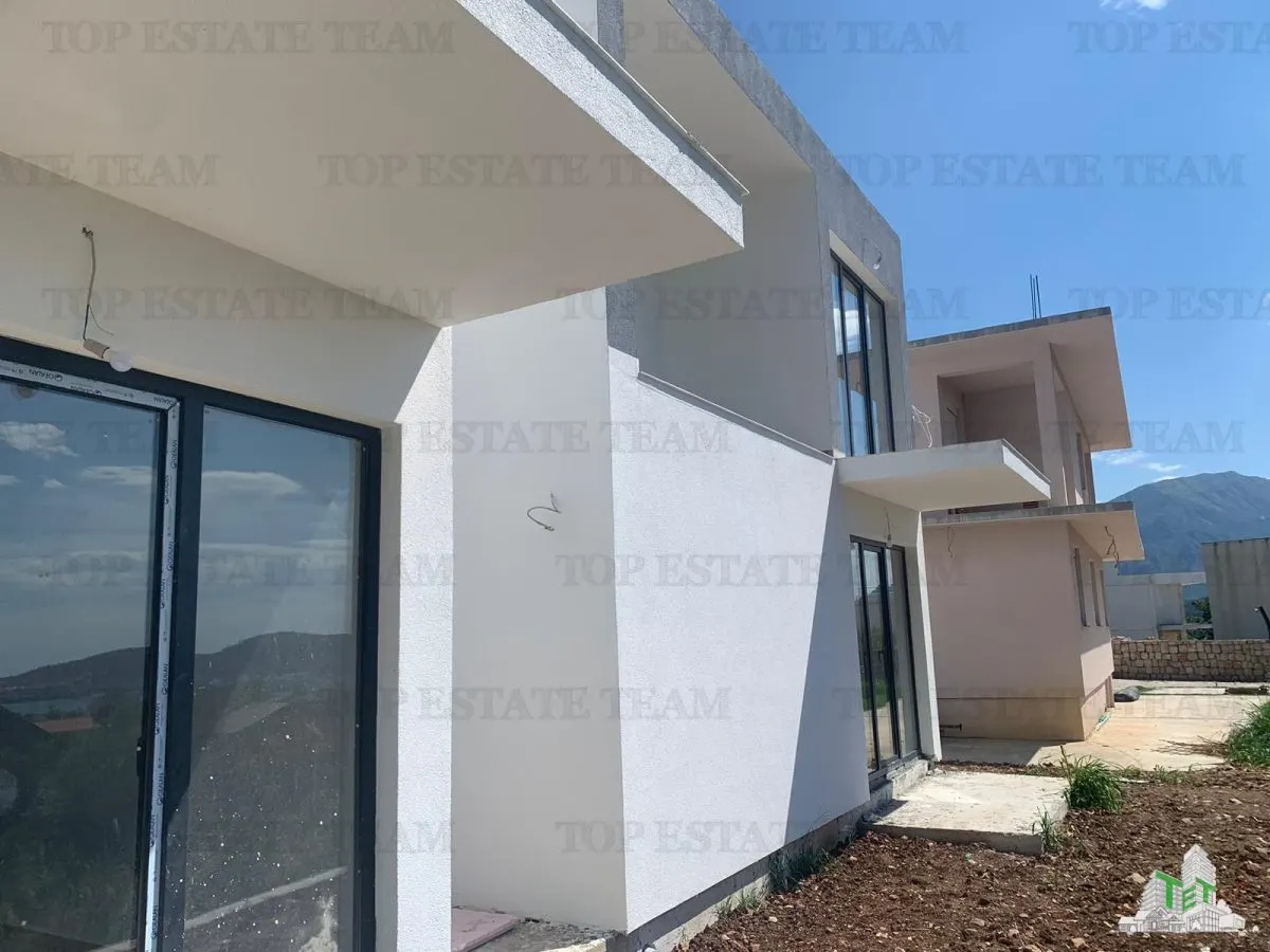 Villa for Sale in Bar, Montenegro - foto 11