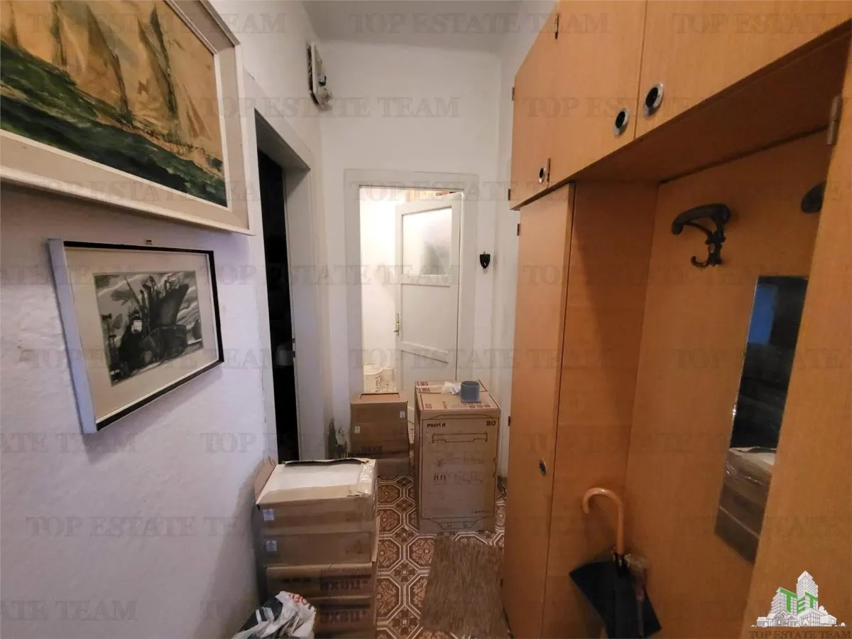 Apartment for Sale in Herceg-Novi, Montenegro - foto 2