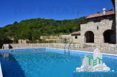 Villa for Sale in Bar, Montenegro - foto 2