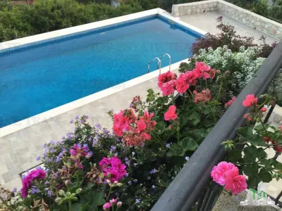 Villa for Sale in Bar, Montenegro - foto 5