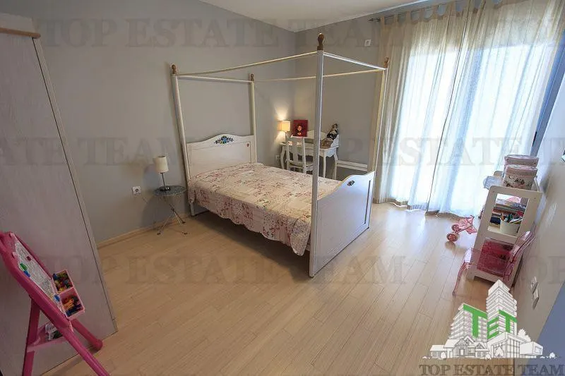 Villa for Sale in Bar, Montenegro - foto 10