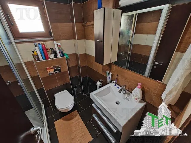 Apartment for Sale in Tivat, Montenegro - foto 9