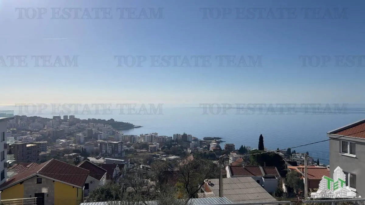 Apartment for Sale in Bar, Montenegro - foto 3