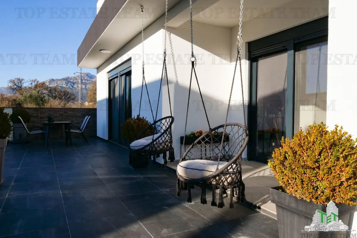 Villa for Sale in Bar, Montenegro - foto 3