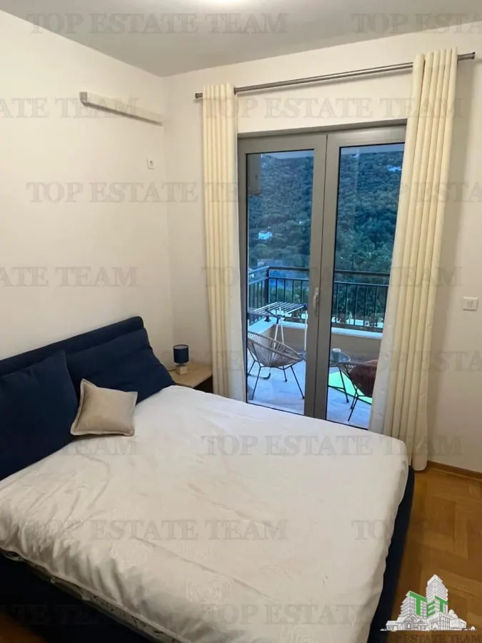 Apartment for Sale in Kotor, Montenegro - foto 4
