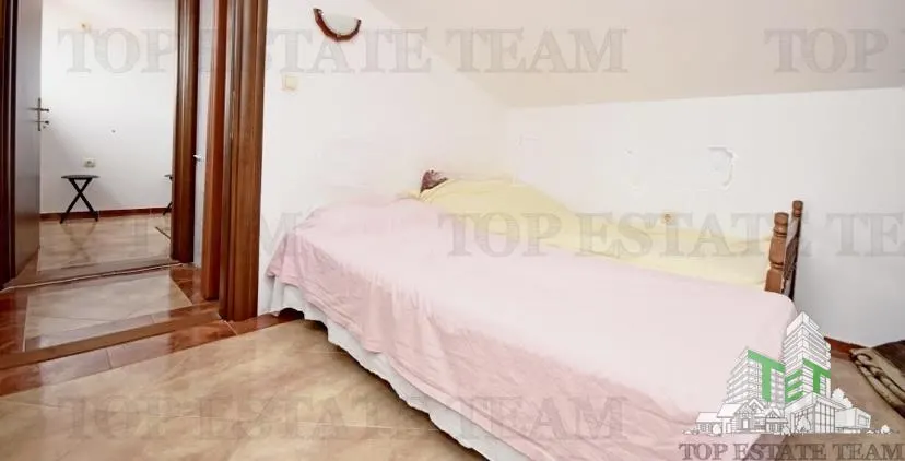 Apartment for Sale in Herceg-Novi, Montenegro - foto 5