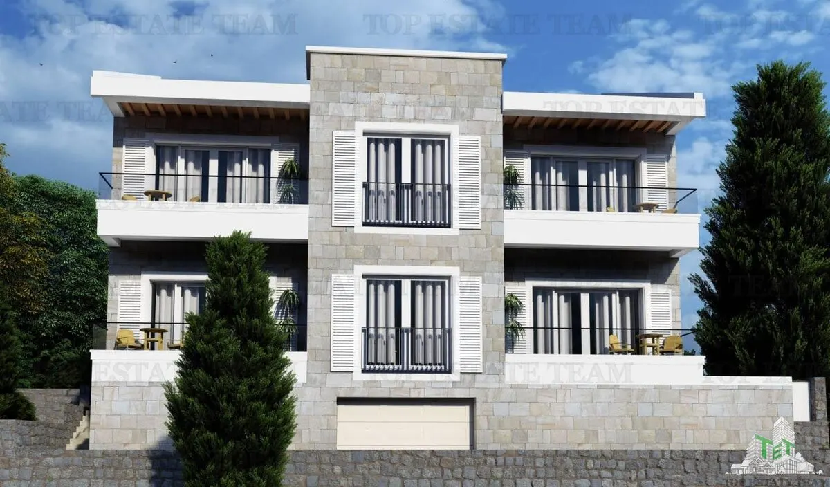 Apartment for Sale in Herceg-Novi, Montenegro - foto 1