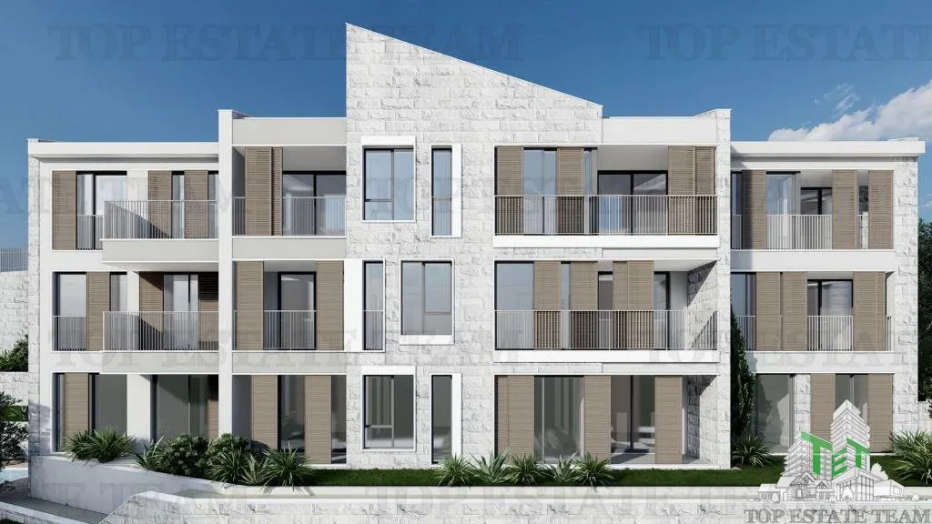 Apartment for Sale in Budva, Montenegro - foto 2