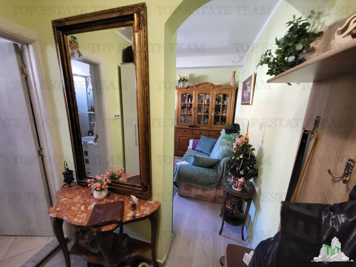 Apartment for Sale in Budva, Montenegro - foto 3