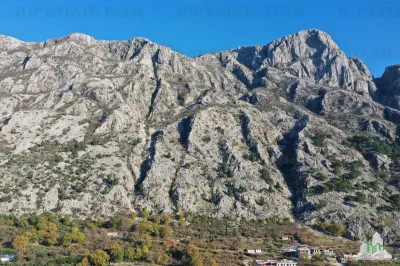 Building Plot for Sale in Kotor, Montenegro - foto 6