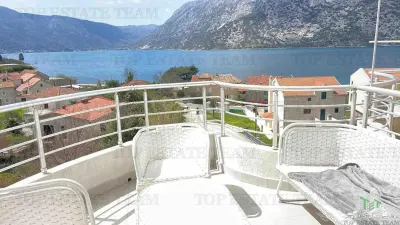 Apartment for Sale in Kotor, Montenegro - foto 4