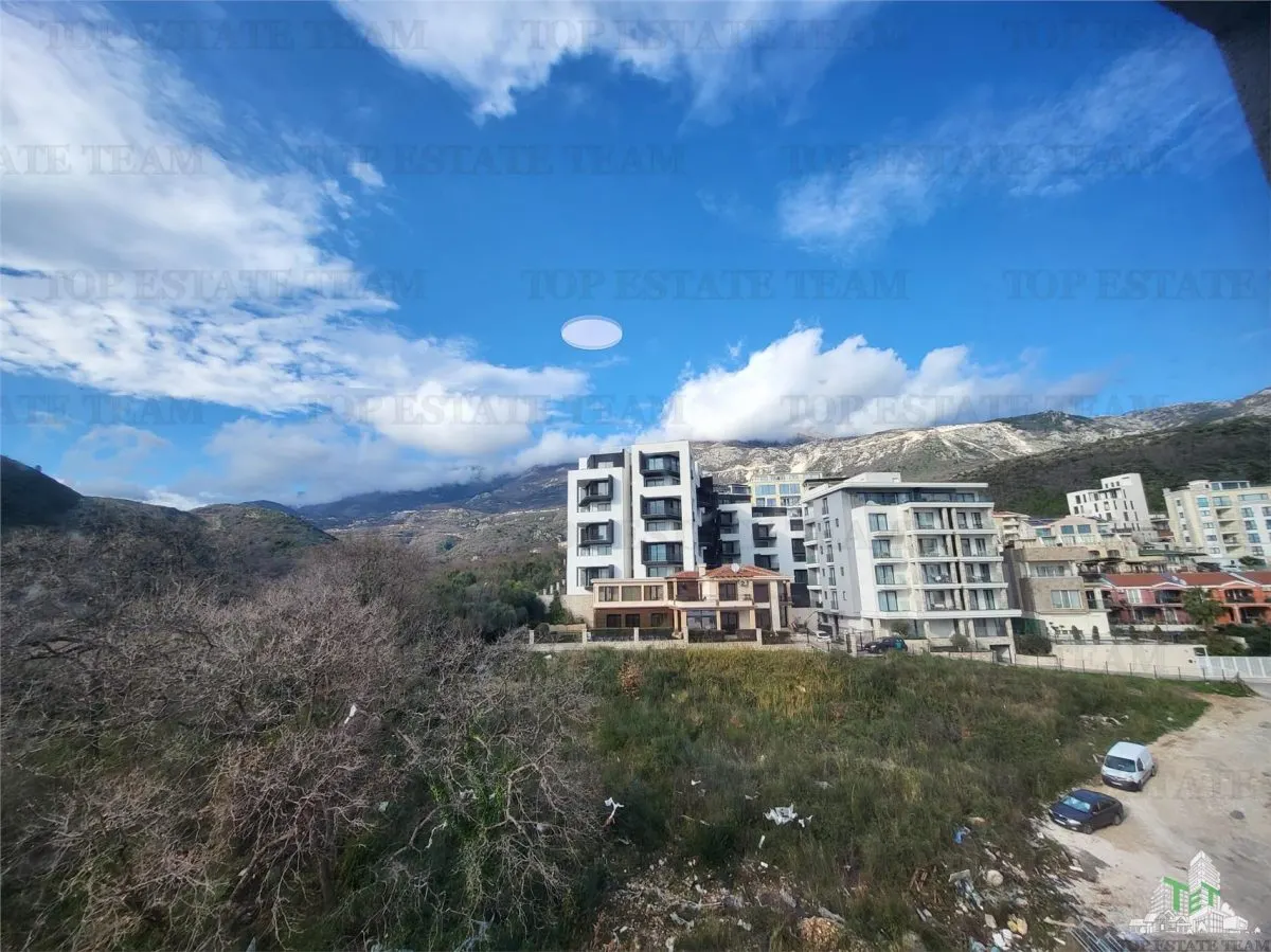 Apartment for Sale in Budva, Montenegro - foto 16