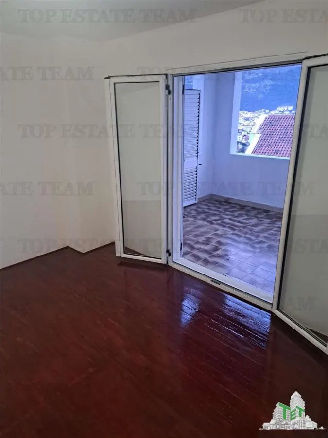 Apartment for Sale in Budva, Montenegro - foto 2