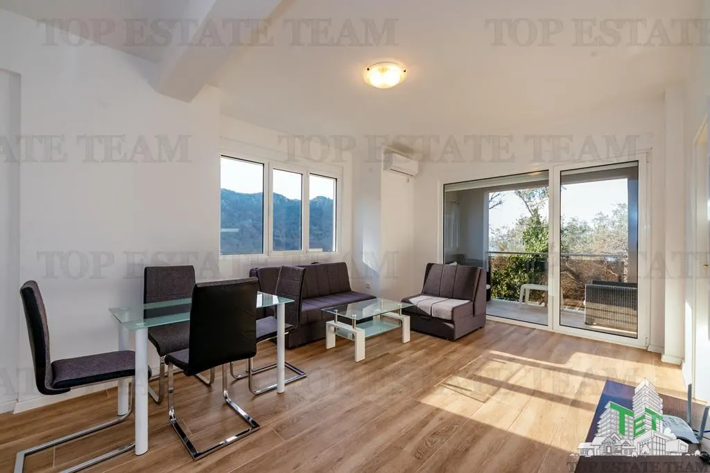 Apartment for Sale in Budva, Montenegro - foto 1