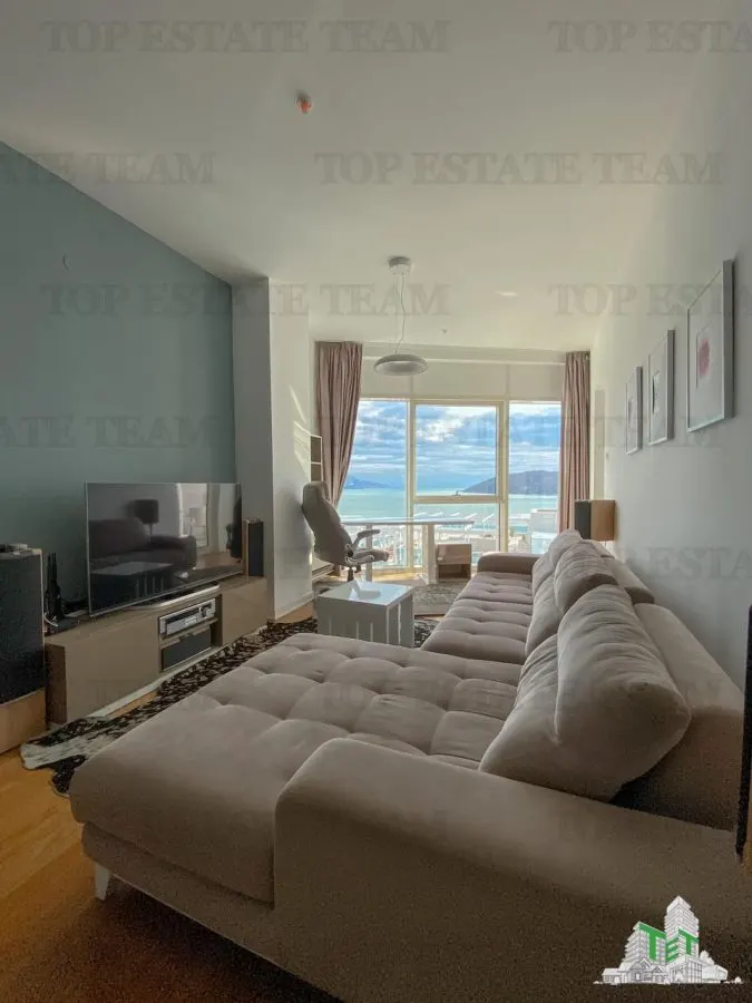 Apartment for Sale in Budva, Montenegro - foto 1
