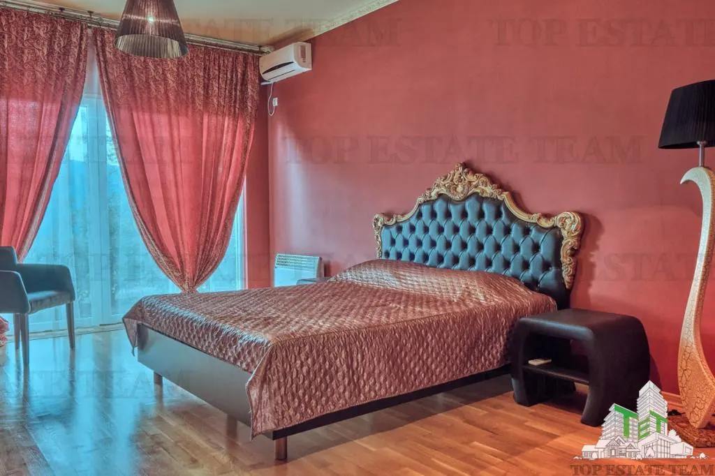 Apartment for Sale in Herceg-Novi, Montenegro - foto 7