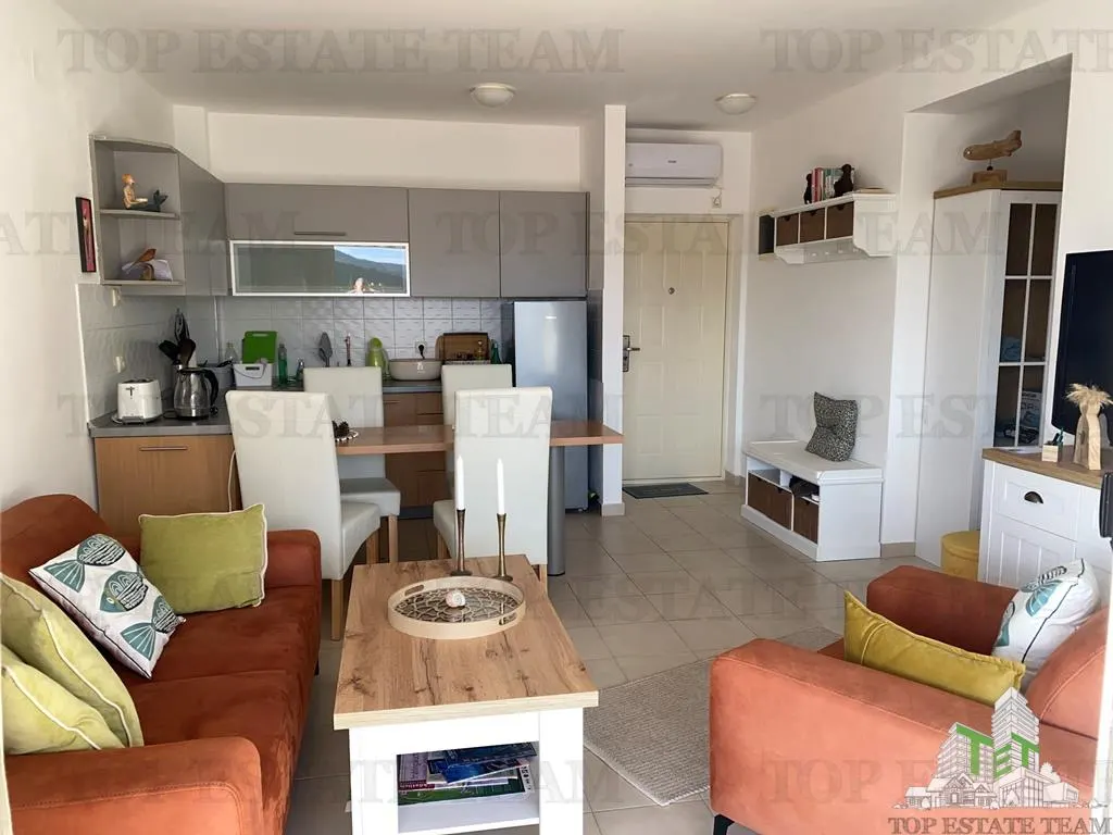Apartment for Sale in Budva, Montenegro - foto 2