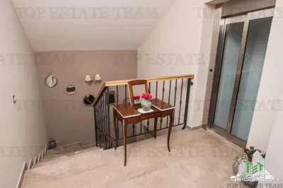 Villa for Sale in Kotor, Montenegro - foto 18