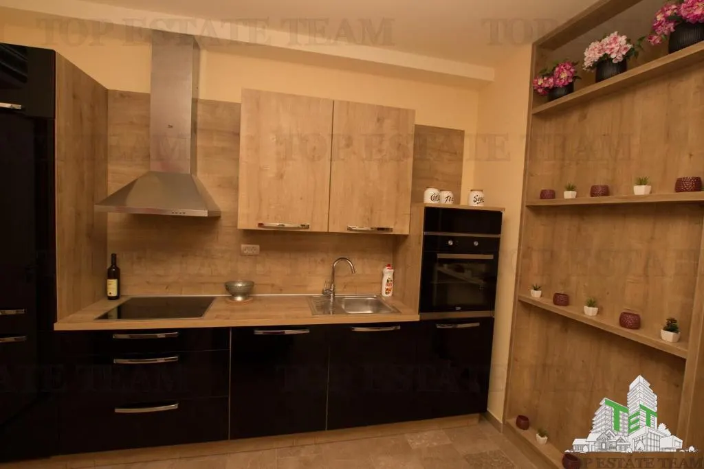Villa for Sale in Kotor, Montenegro - foto 8