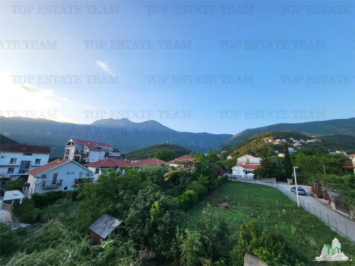 Villa for Sale in Herceg-Novi, Montenegro - foto 11