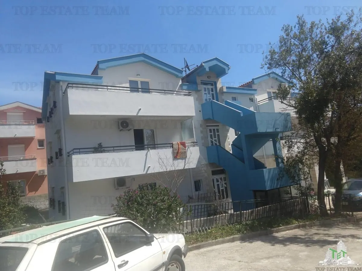 Apartment for Sale in Herceg-Novi, Montenegro - foto 7