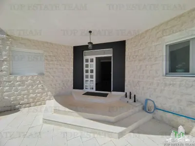 Apartment for Sale in Kotor, Montenegro - foto 7